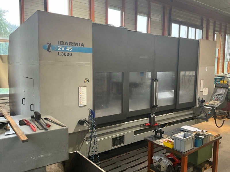 IBARMIA ZV45/L3000  2009