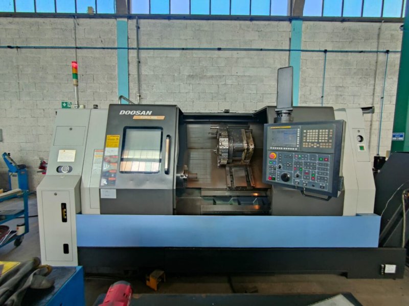 DOOSAN PUMA 400 A  2011