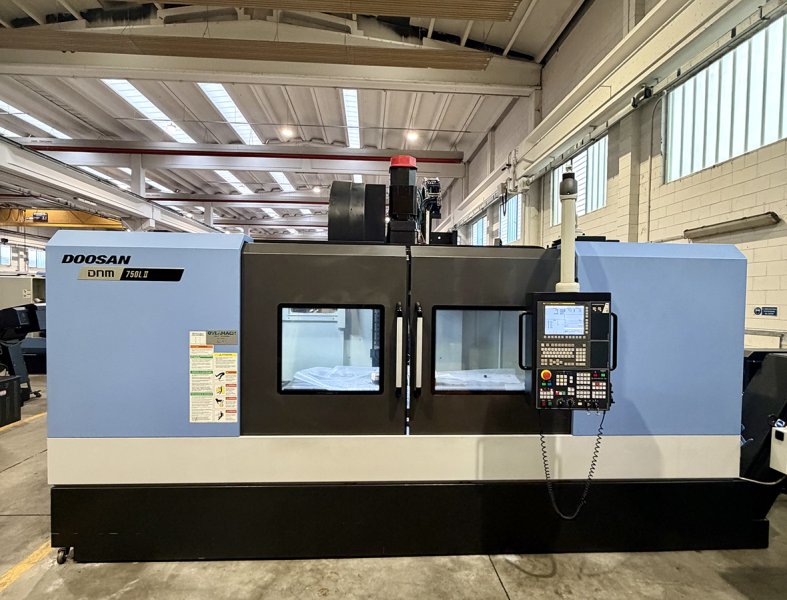 DOOSAN DNM 750L II 