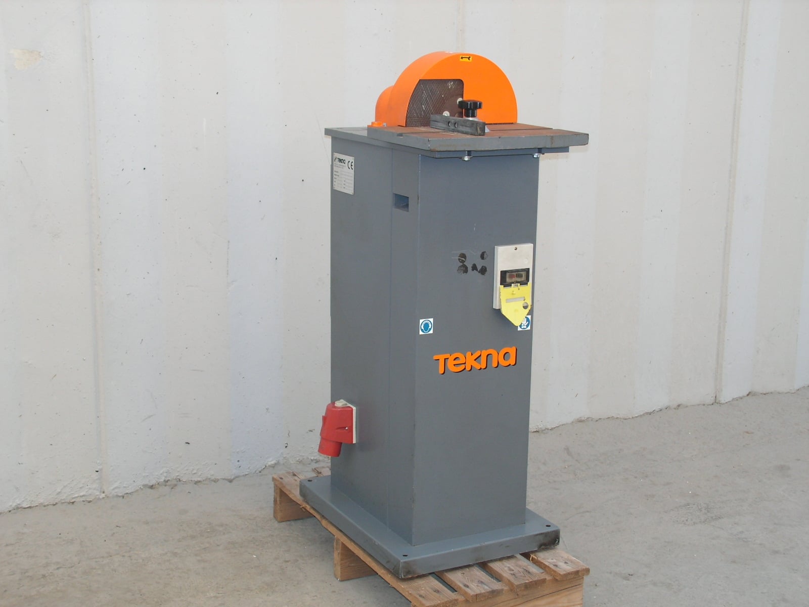 TEKNA TK 150  2001