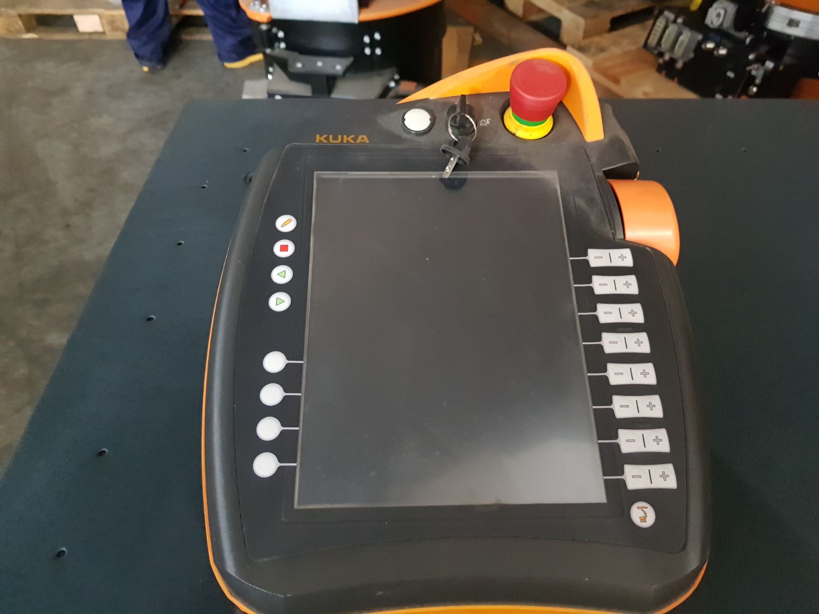 KUKA kr60/3  2011