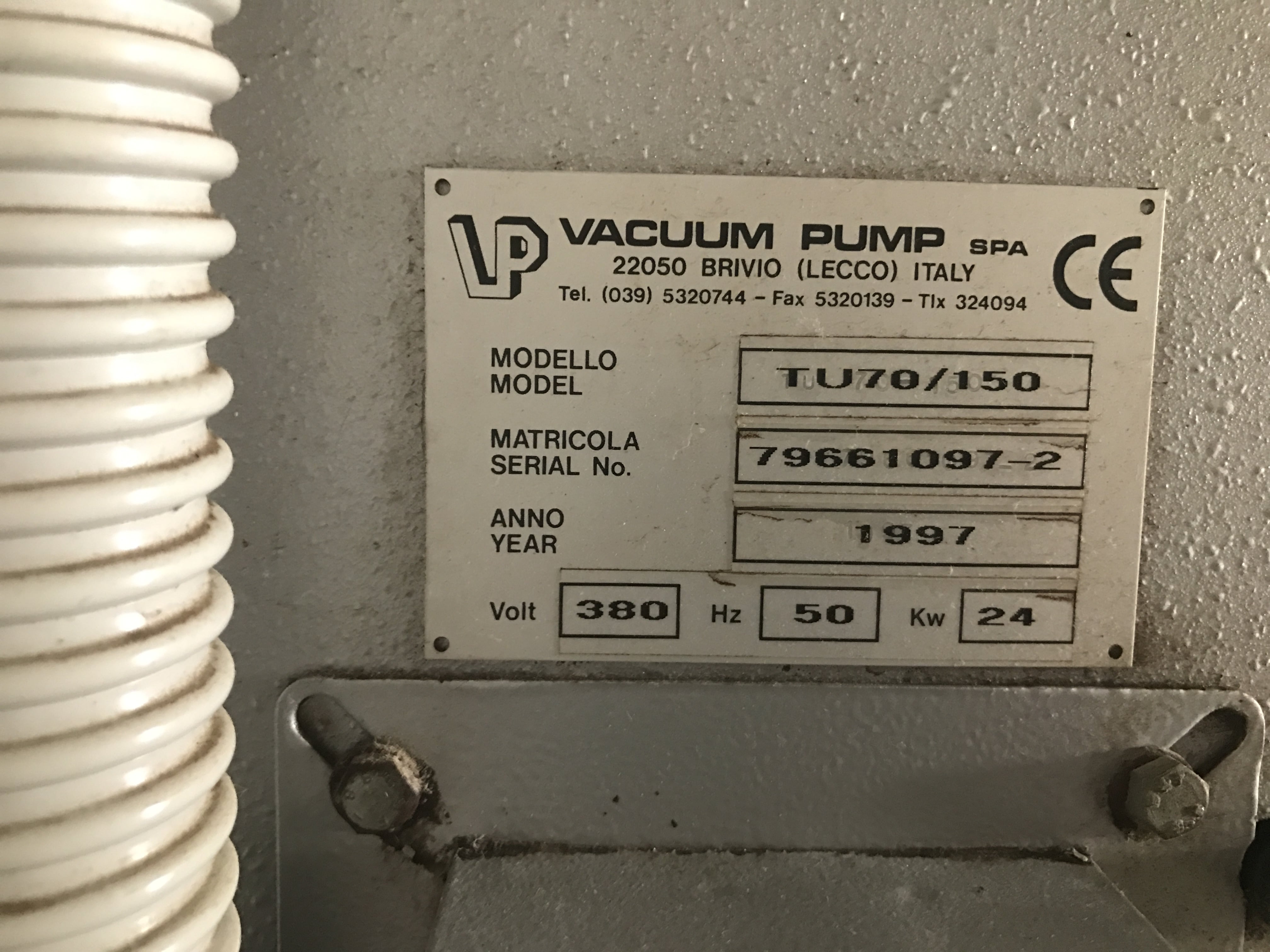 VAACUM PUMP TU70/150  1997