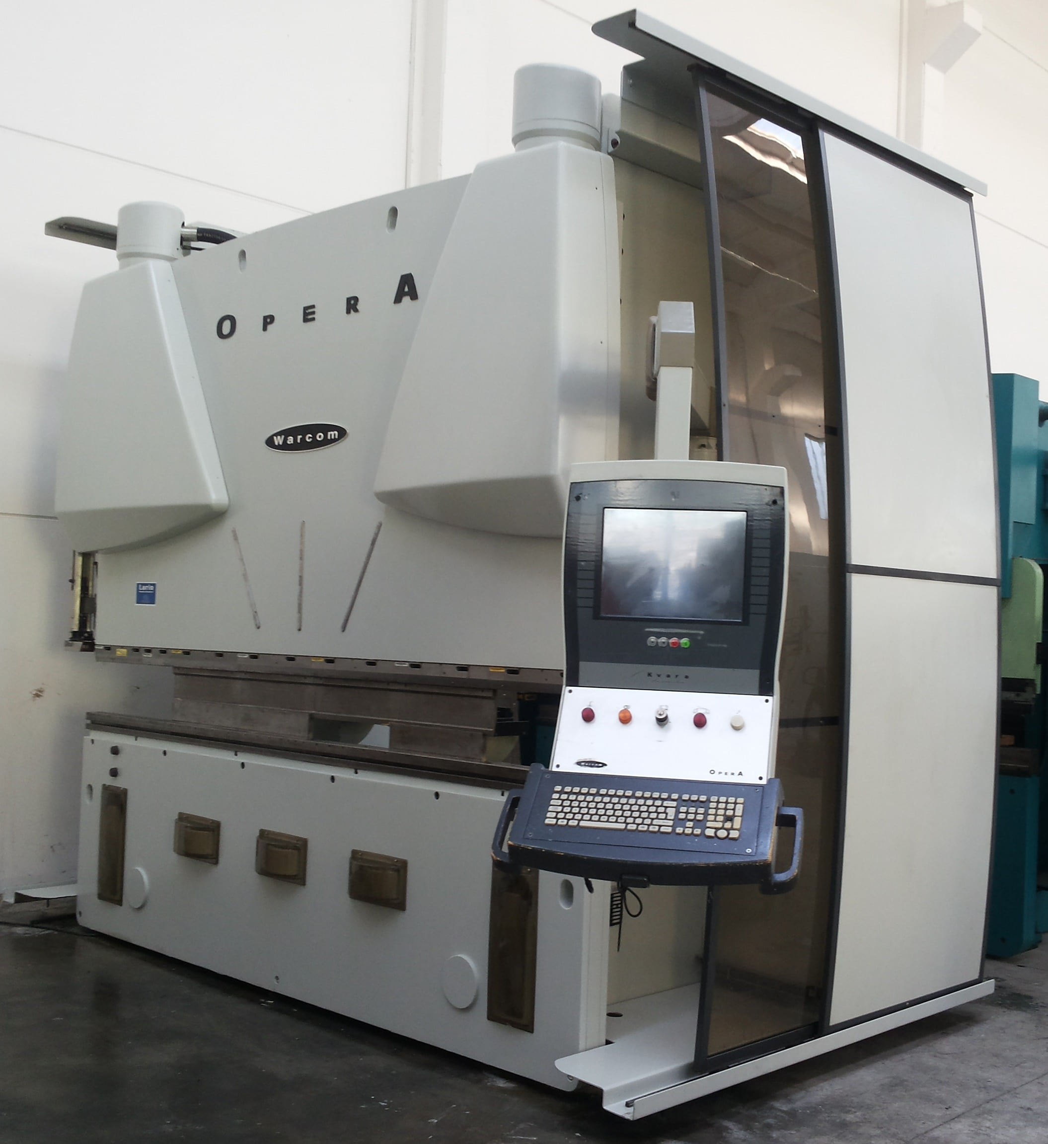 WARCOM opera 30/160 