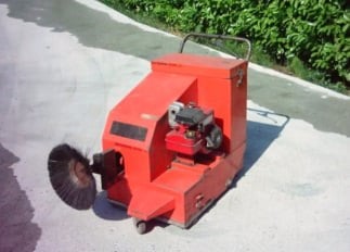 PULIMAT MOTOSPAZZATRICE 