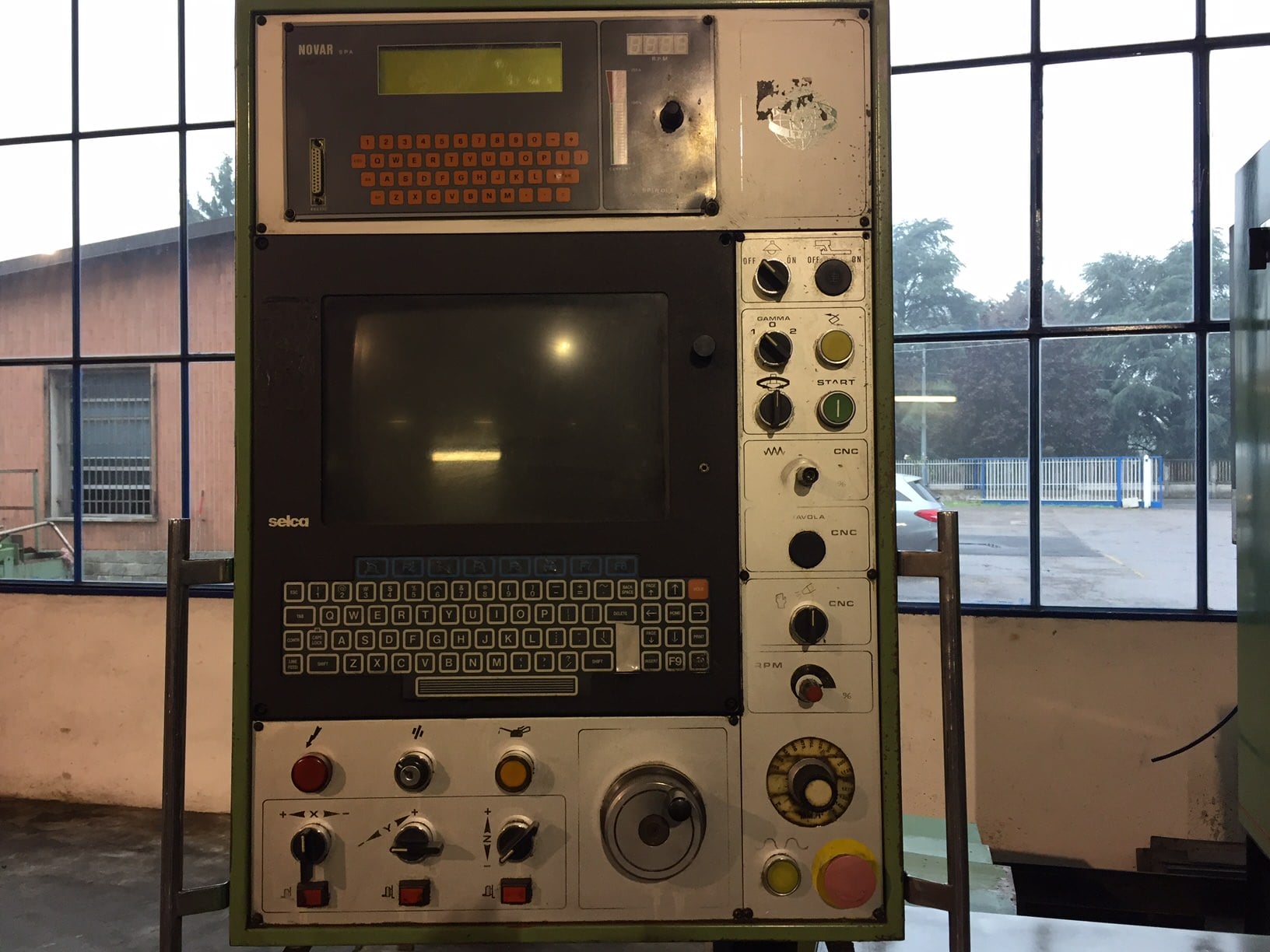 NOVAR 2500 X 800 
