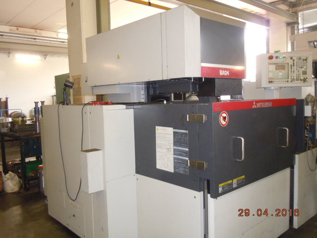 MITSUBISHI ba 24 