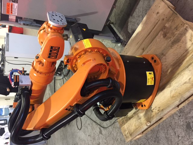 KUKA kr16 