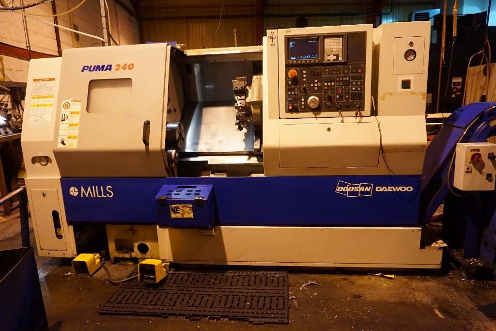 DOOSAN Puma 240B  2005