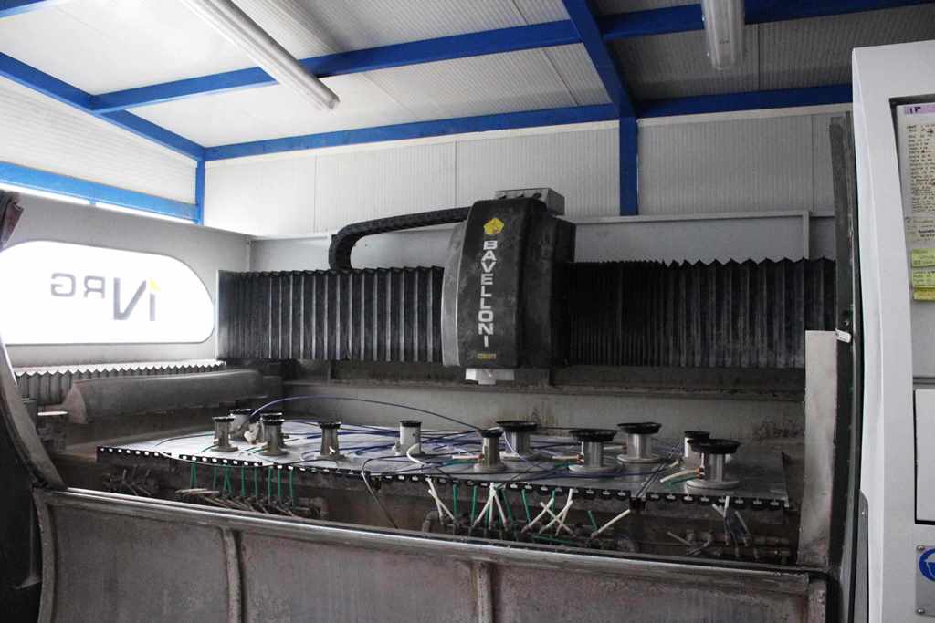 BAVELLONI NRG 250  2006