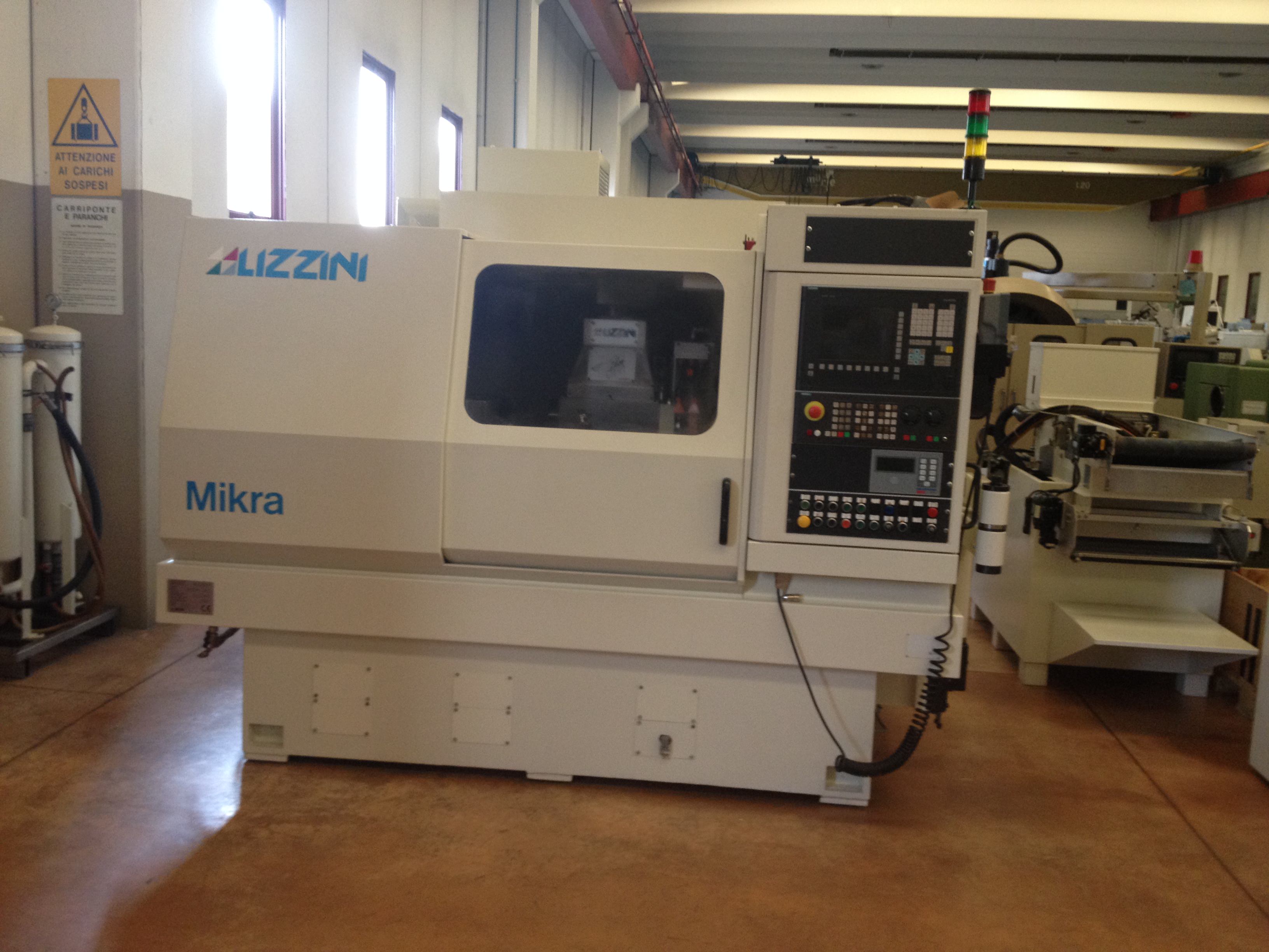 LIZZINI mikra 8  2005