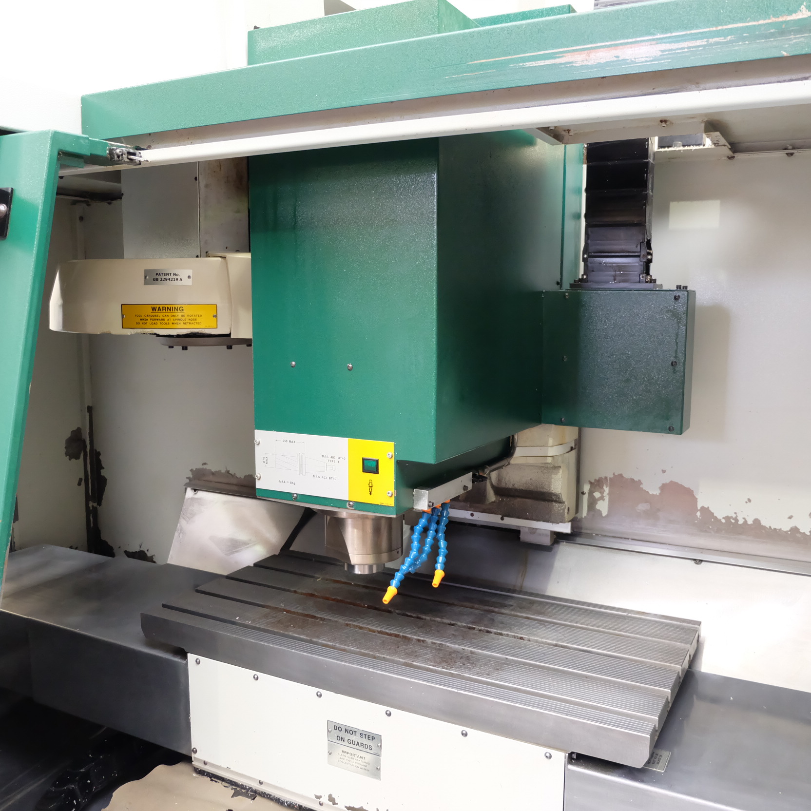 BRIDGEPORT VMC 800XP  2002