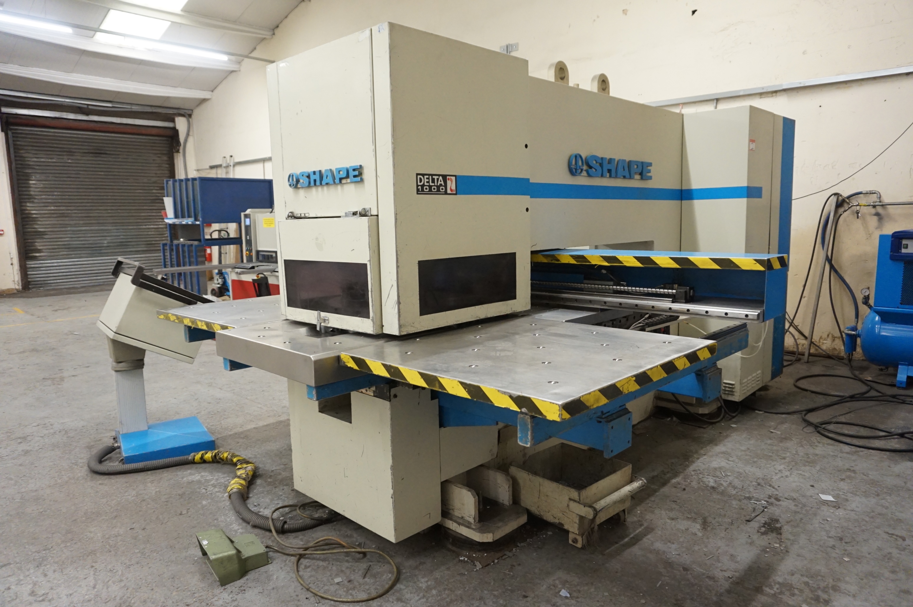 LVD Shape Delta 1000  1992