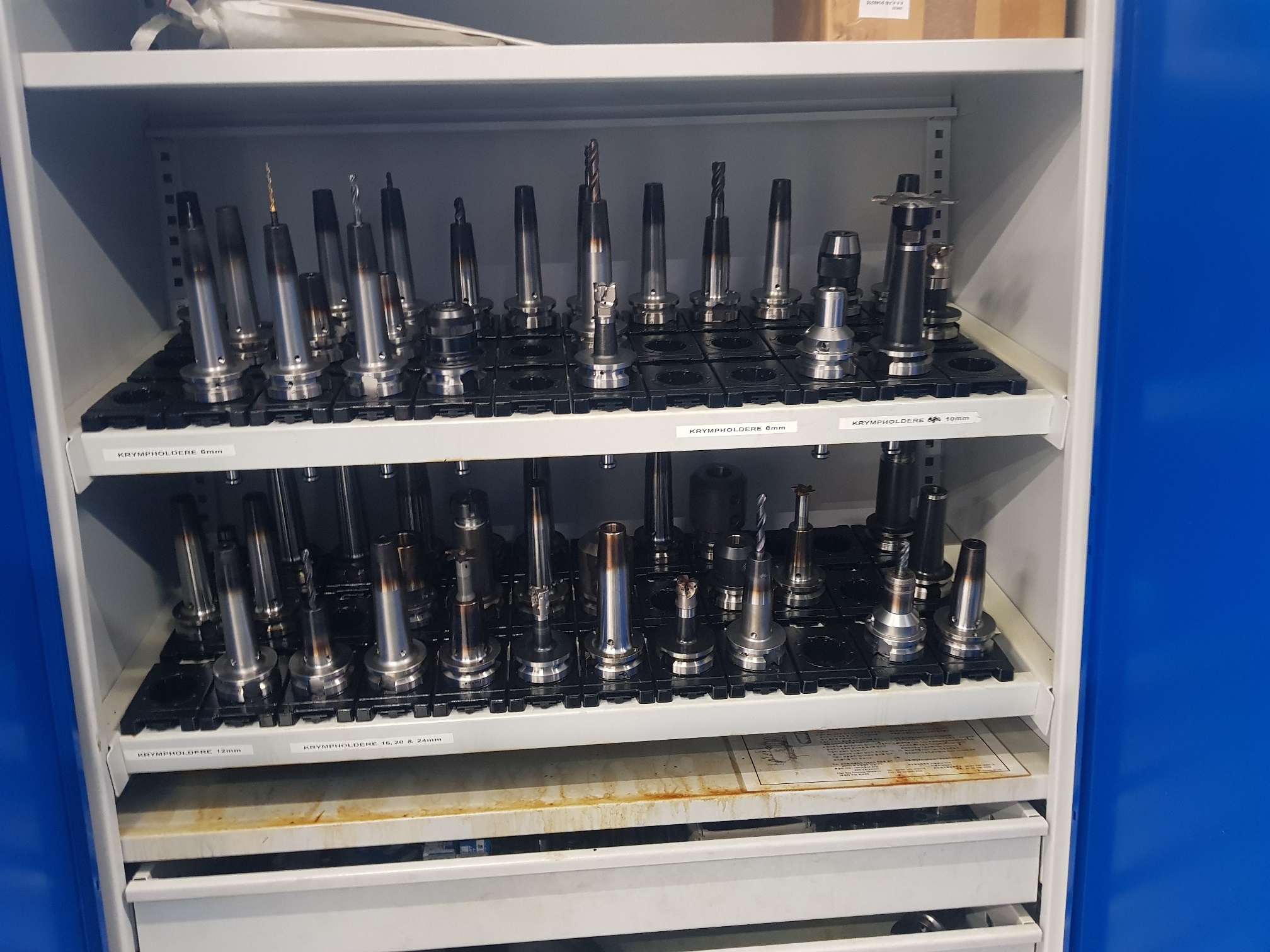 DOOSAN VC 630/5AX  2012