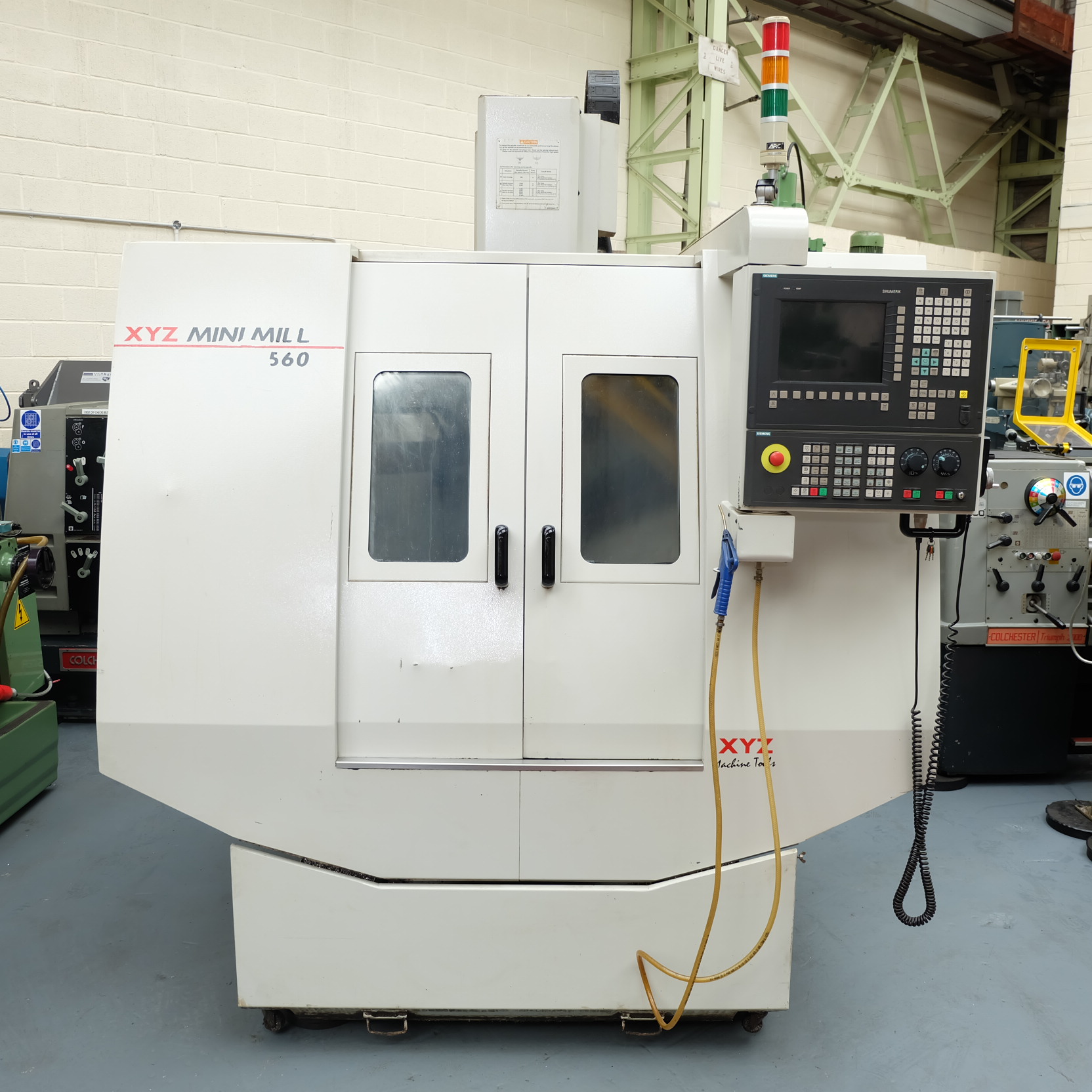 XYZ MINIMILL 560  2006