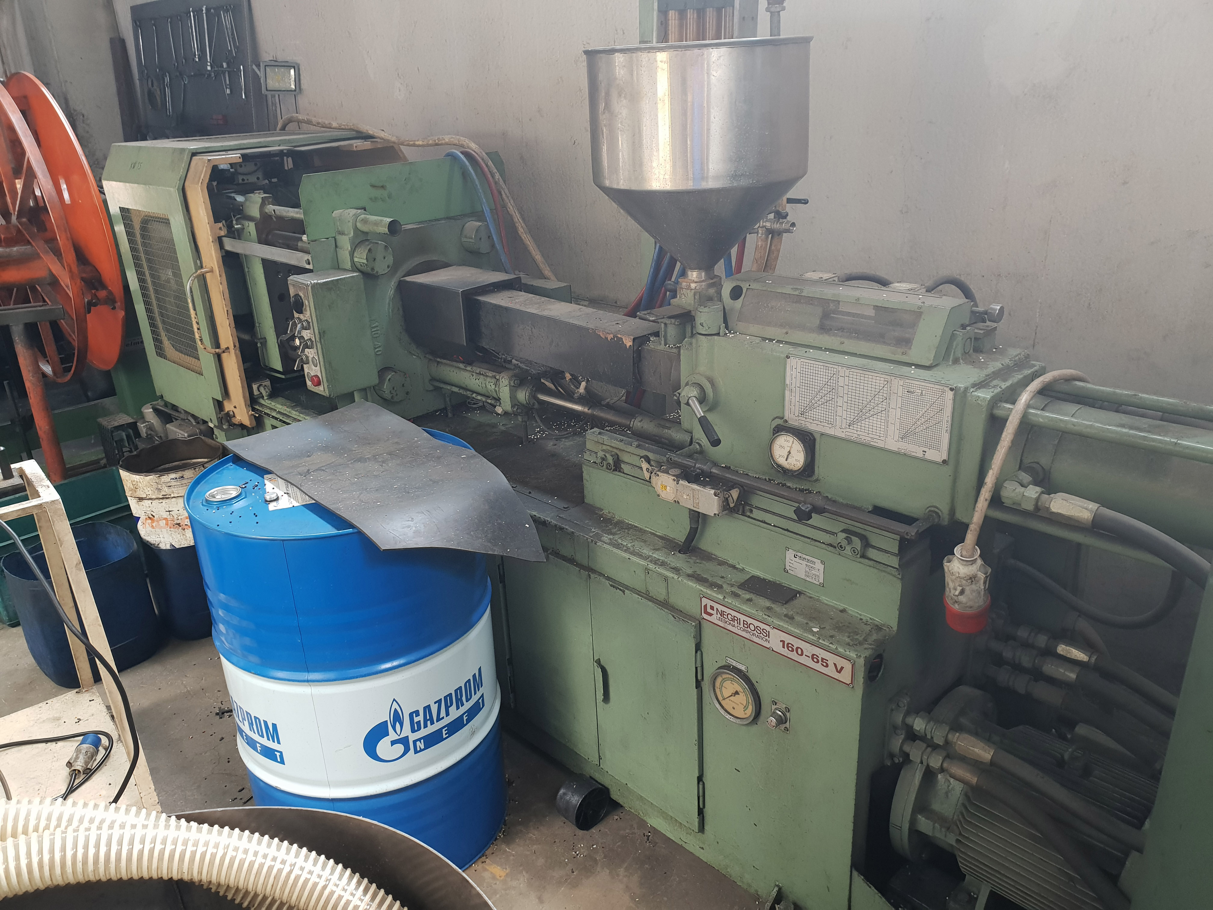 NEGRI BOSSI 160-65V  1981