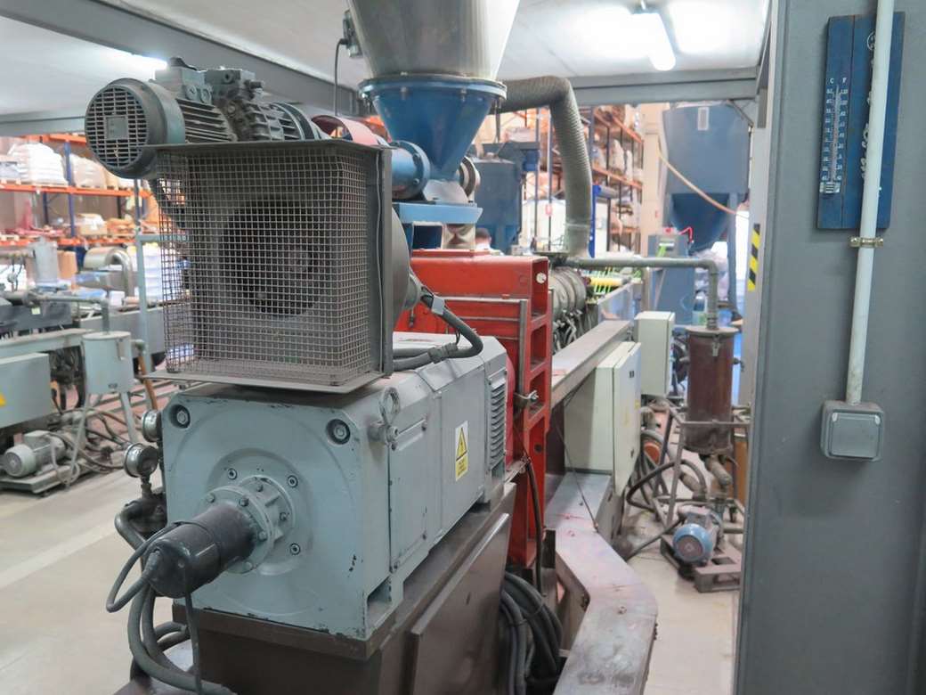 ICMA SAN GIORGIO TWIN SCREW CO-ROTATING EXTRUDER 