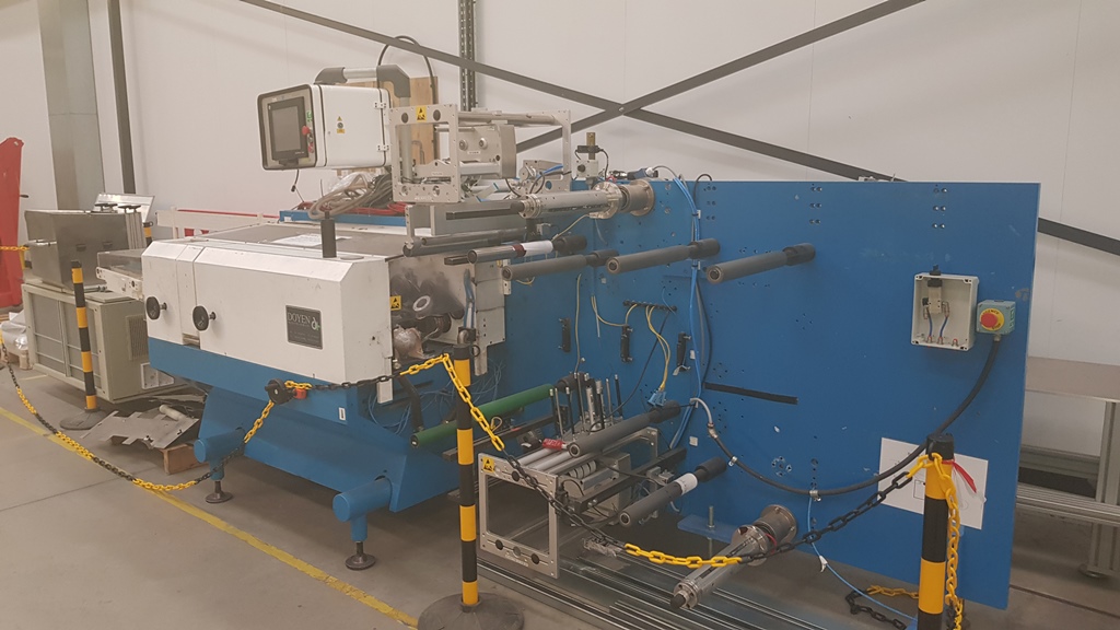 PACKING MACHINE  