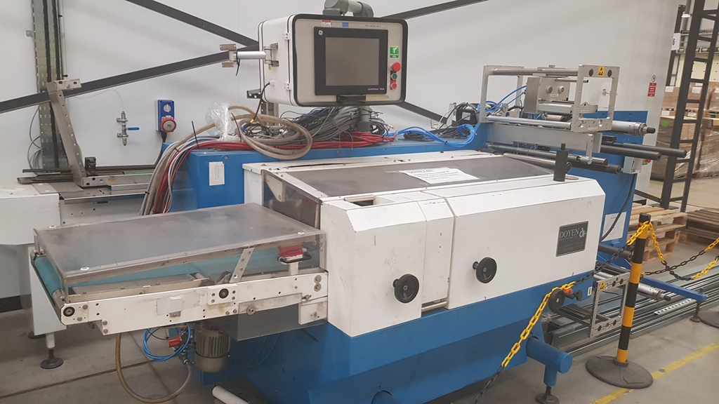 PACKING MACHINE  