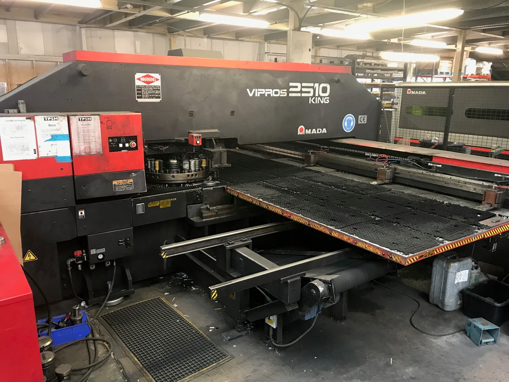 AMADA Vipros 2510  2000