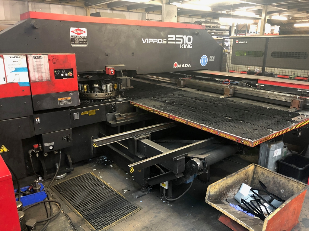AMADA Vipros 2510  2000