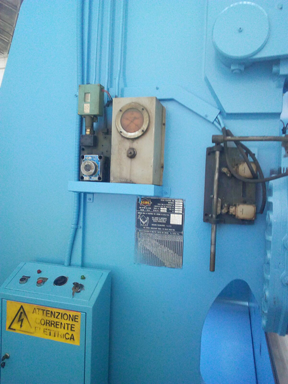 SOMO 4000X80 TON. 