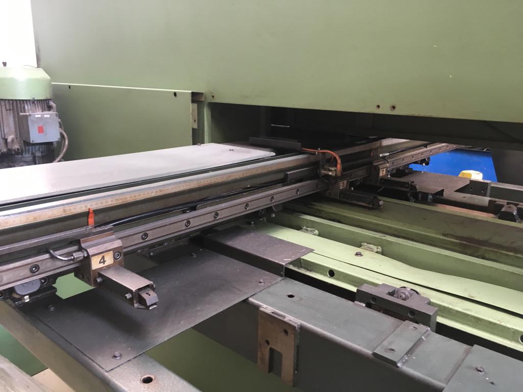 TRUMPF TRUMATIC 235 