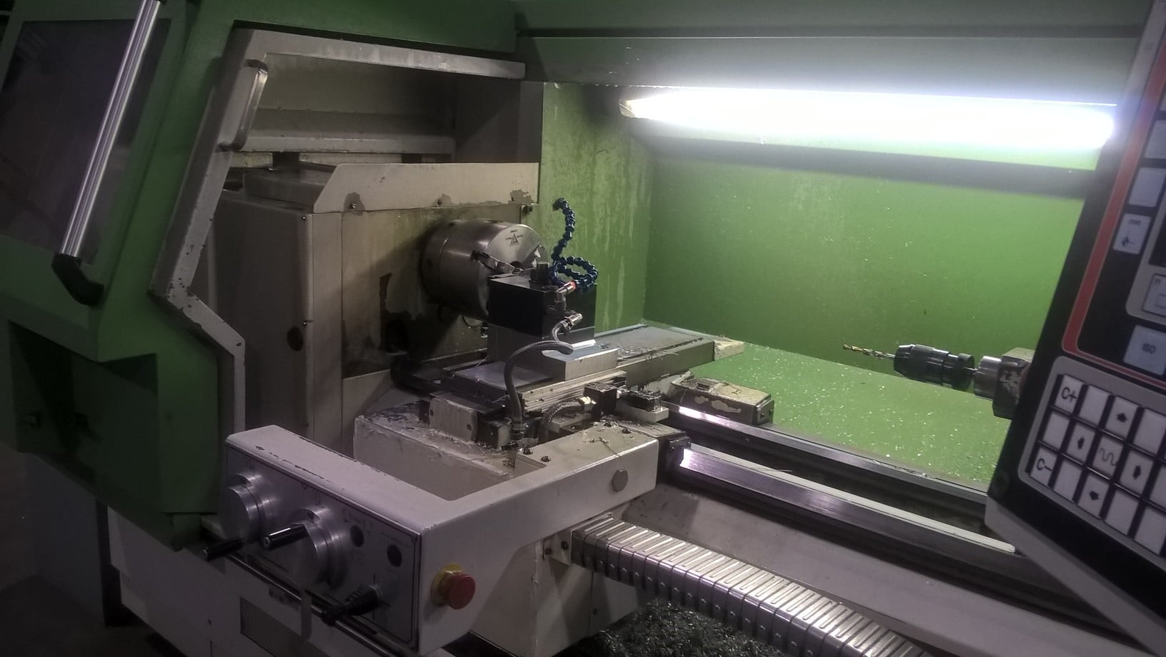 MOMAC ta 20  2000