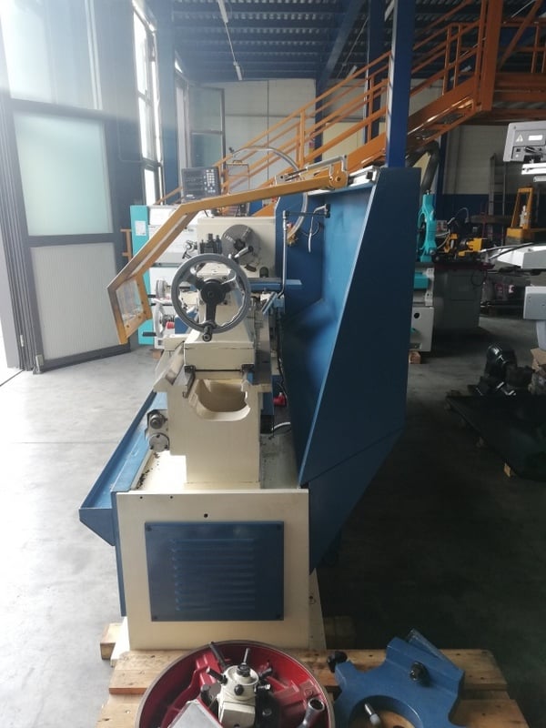 MOMAC sv 2600 x 1500  2000