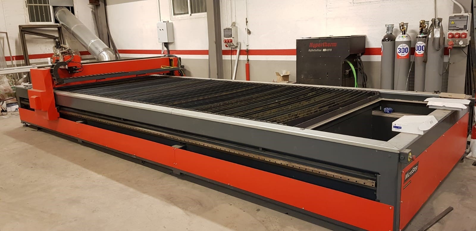 MICROSTEP 6000x2000  2019