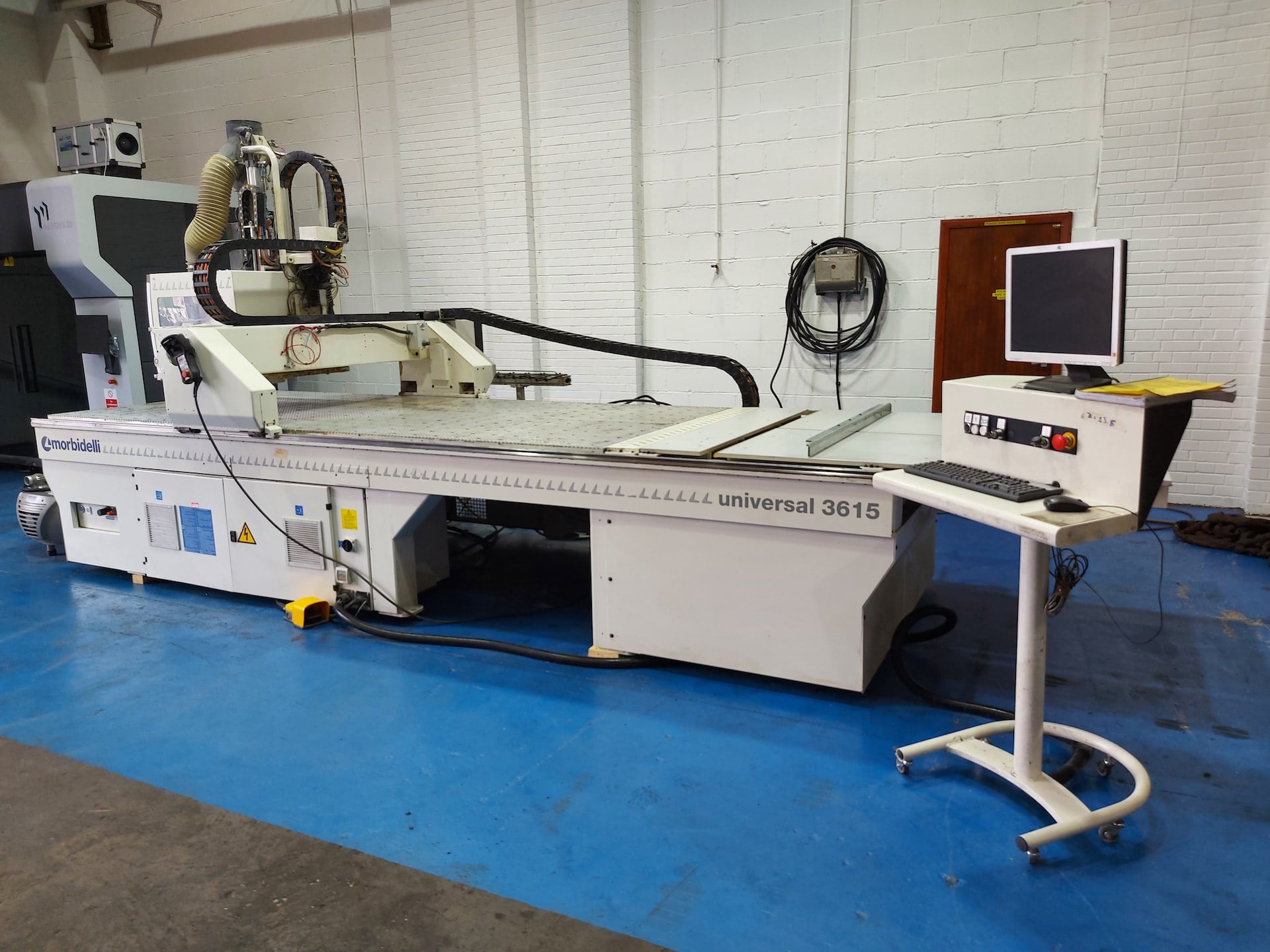 MOBIDELLI Universal 3615 NC  2011