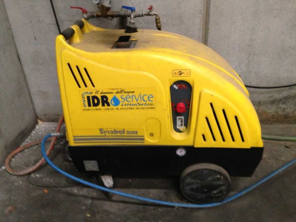 Immagine dettaglio del prodotto - ATTREZZI VARI PER CANTIERE EDILE 