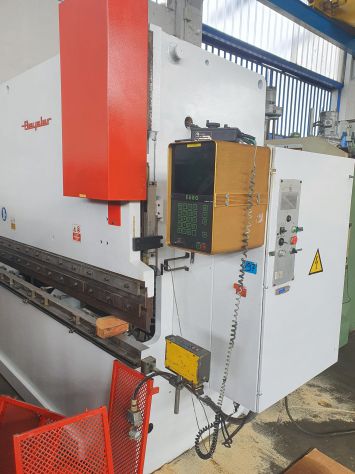 BEYELER 3000 x 100 ton 