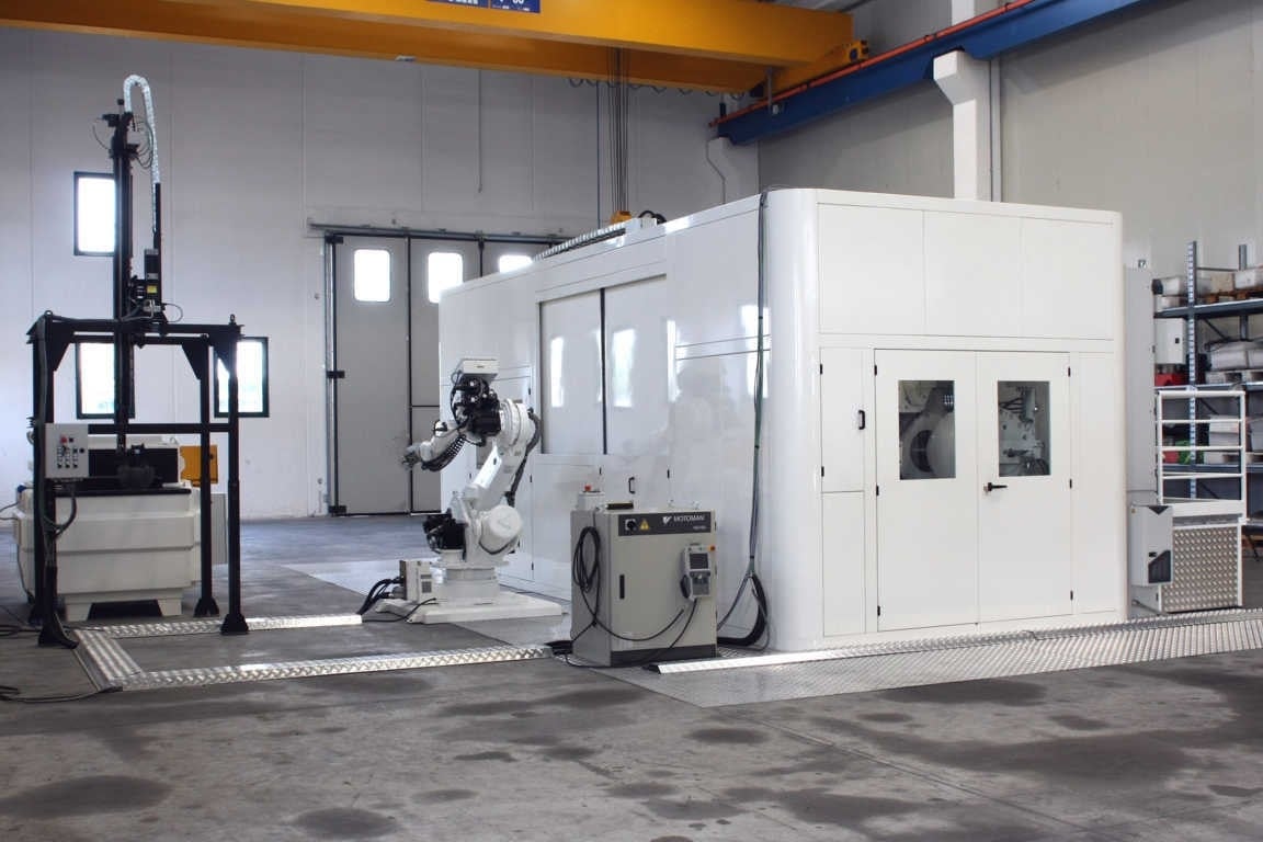 IRONTECH PRESSA PER PRESSOFUSIONE DM1200AI 