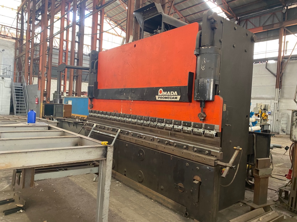 AMADA PROMECAM STPC 200/40  1990