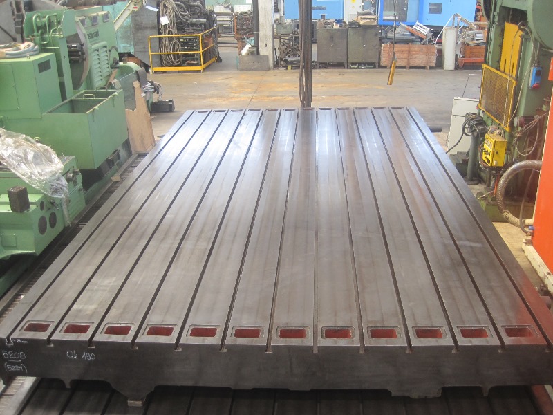 5500X3235 Piano con cave a T 