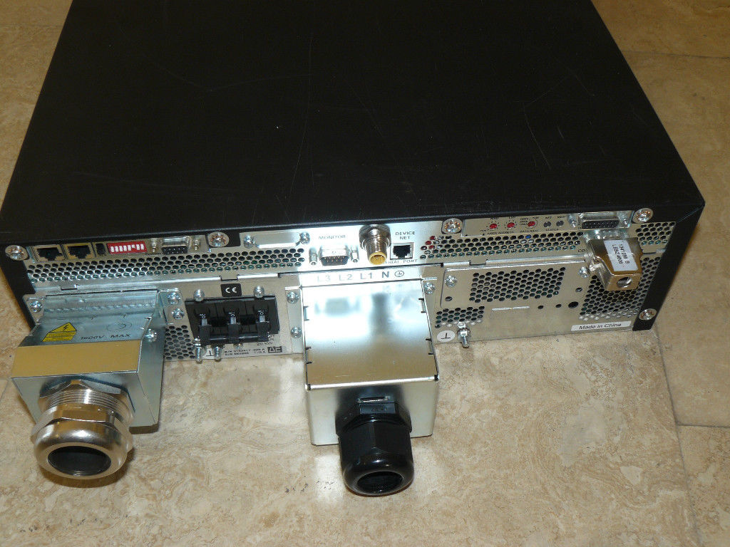ADVANCED ENERGY AE PINNACLE 3152417-228A RF GENERATOR 