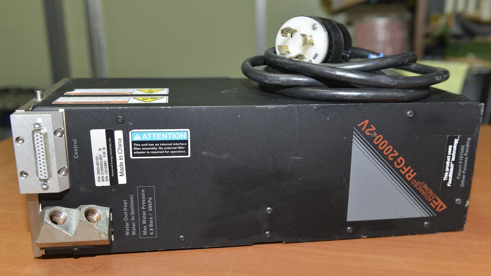 ADVANCED ENERGY AE 3155053-007 RF Generator RFG2000-2V 
