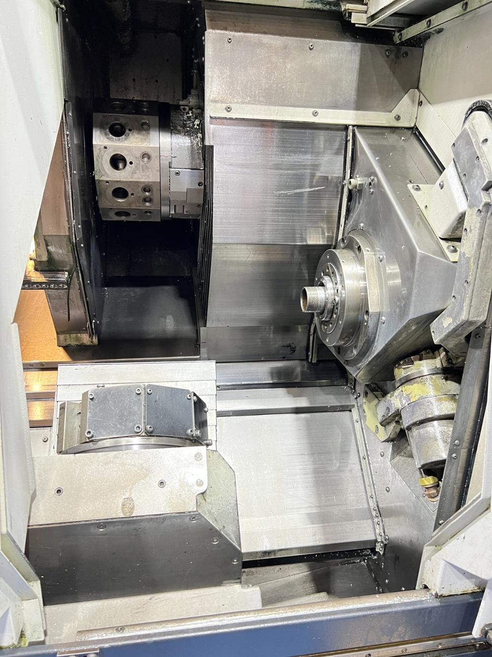 MAZAK 3 8200Y  2007