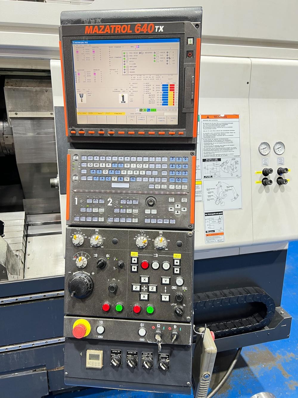 MAZAK 3 8200Y  2007