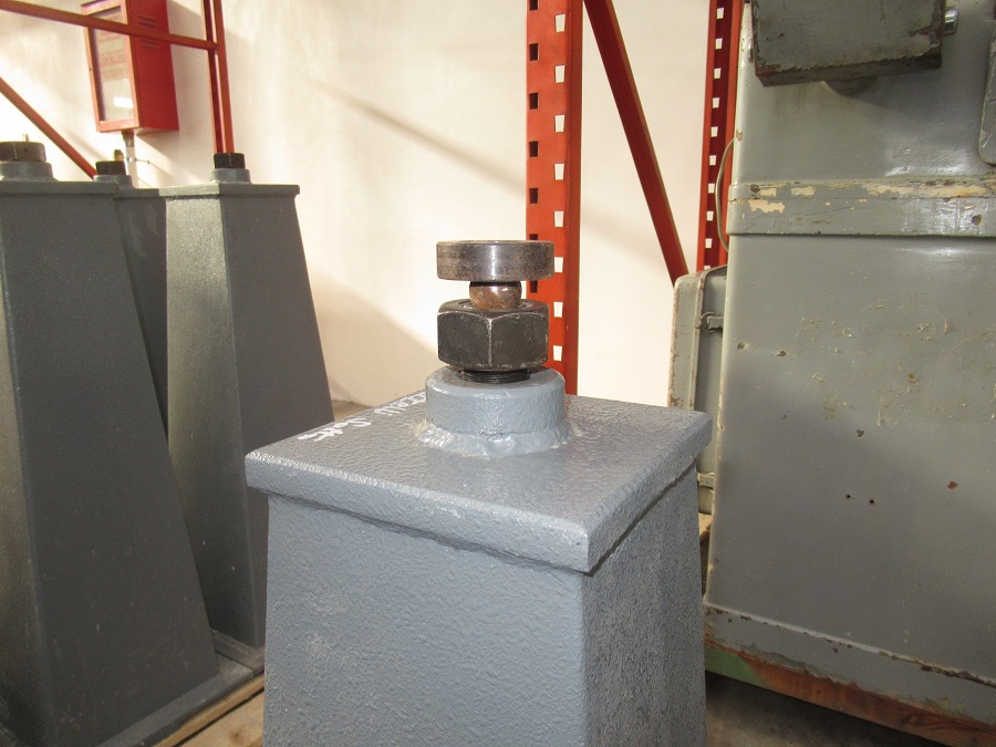 PIEDINI Colonne di sostegno e livellamento 