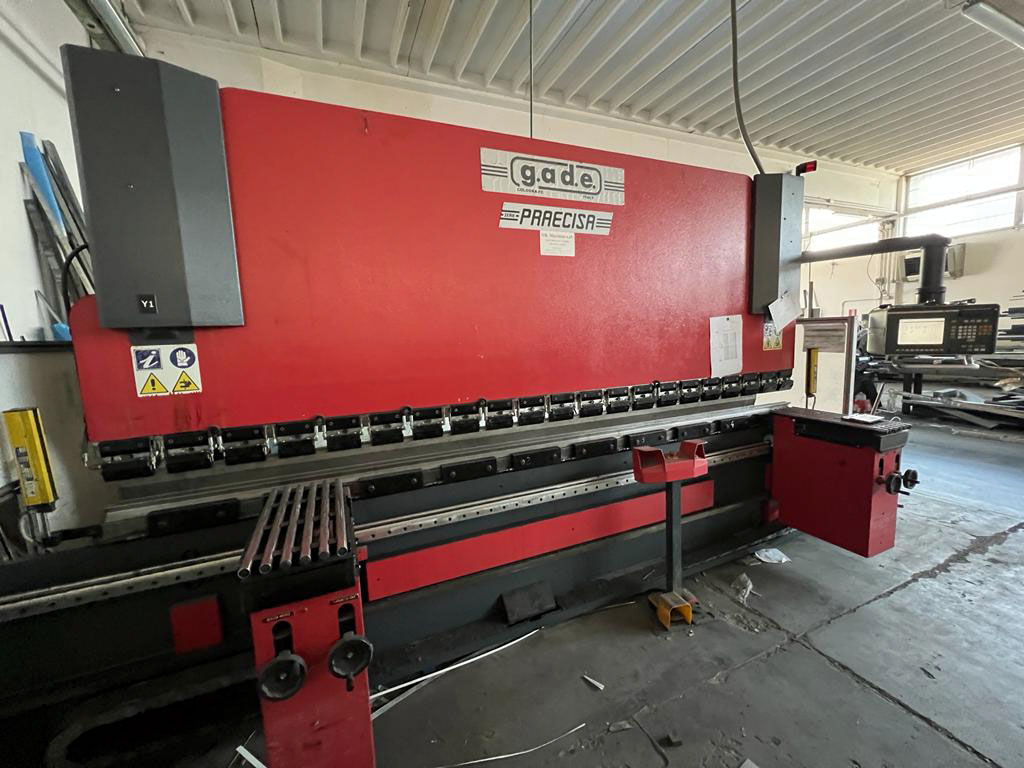 GADE   2000