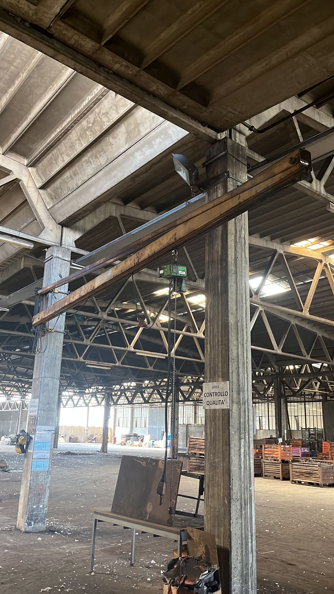 MELONI Gru a bandiera Meloni 200kg 