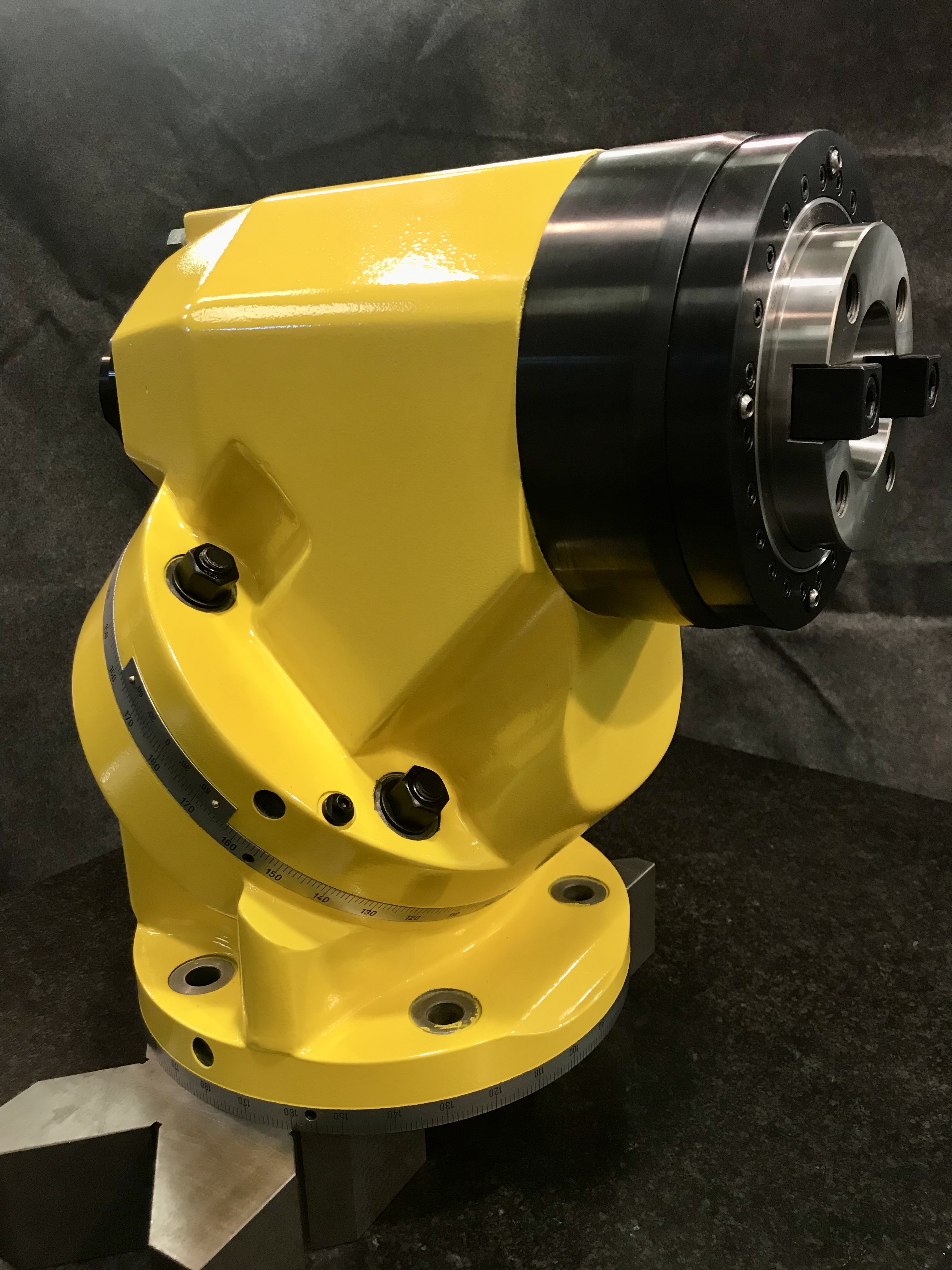 TITAN FRES Testa universale ISO 50  2022