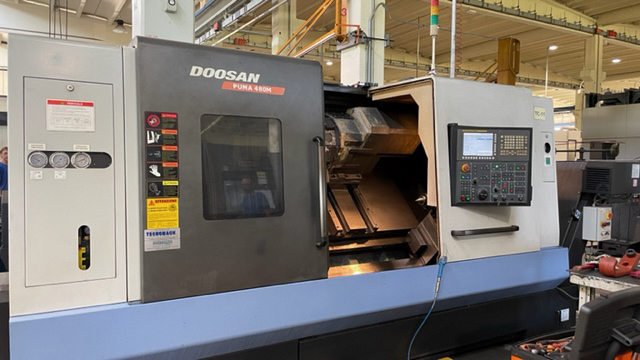 DOOSAN PUMA 480M 