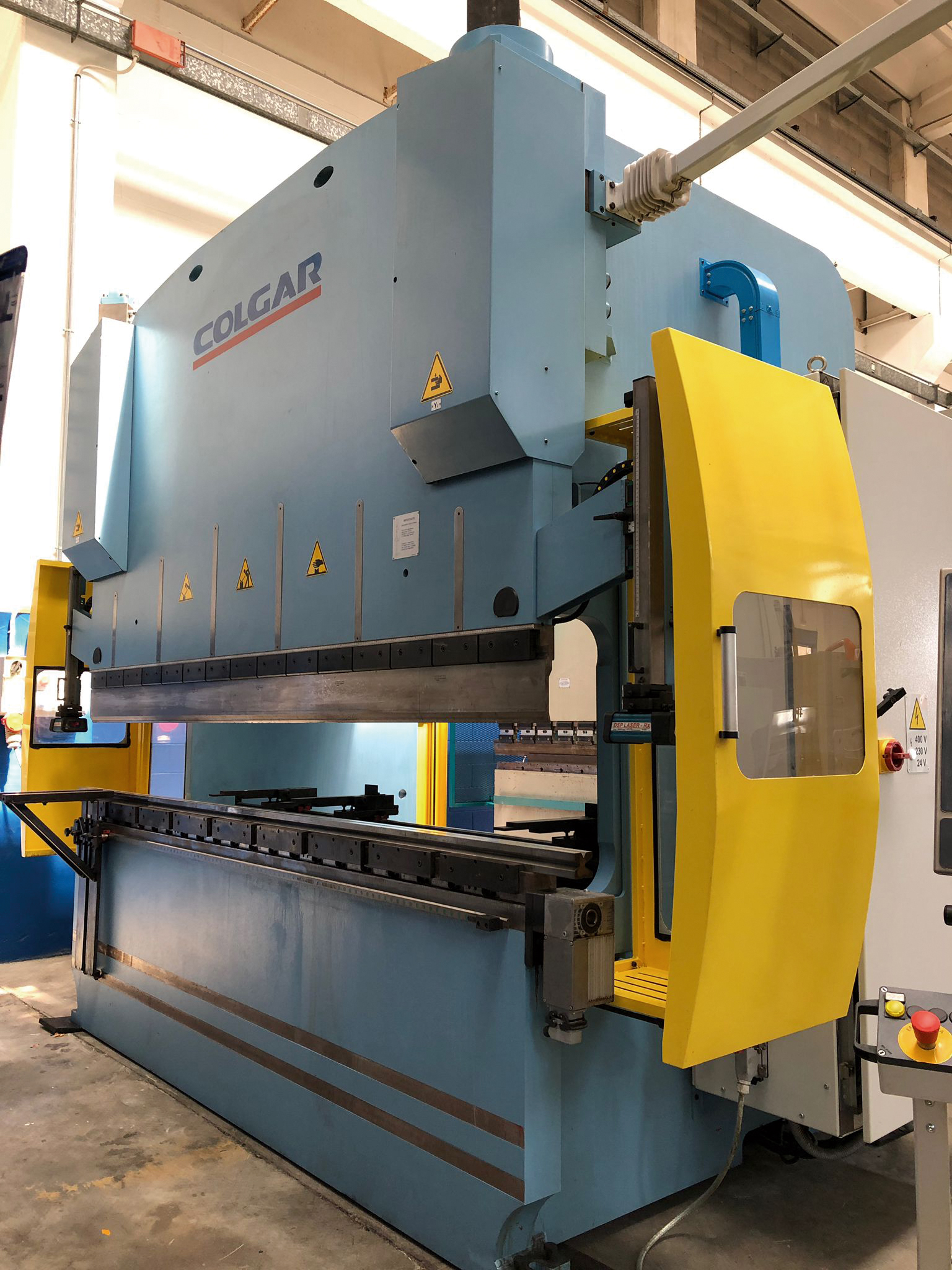 COLGAR PIS 2027/31-F-TAC  2013