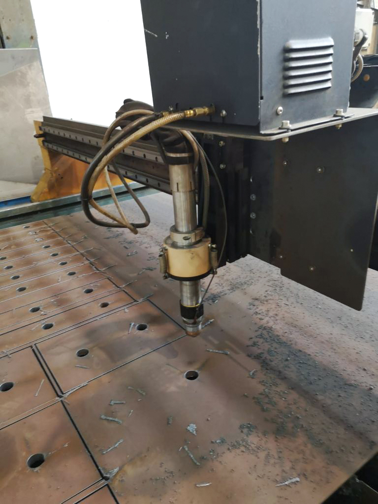 IMPIANTO TAGLIO PLASMA  