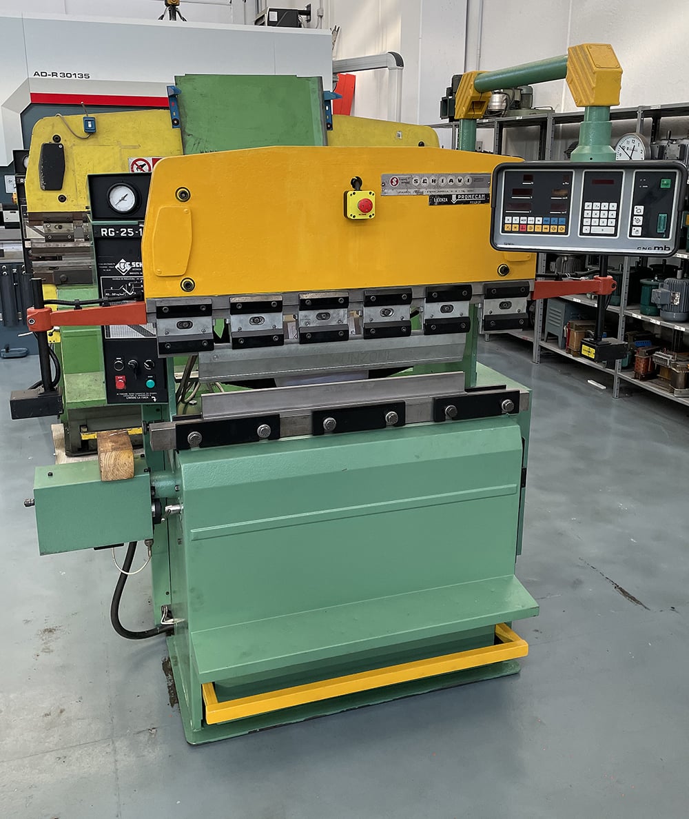 SCHIAVI RG 25 - 12 