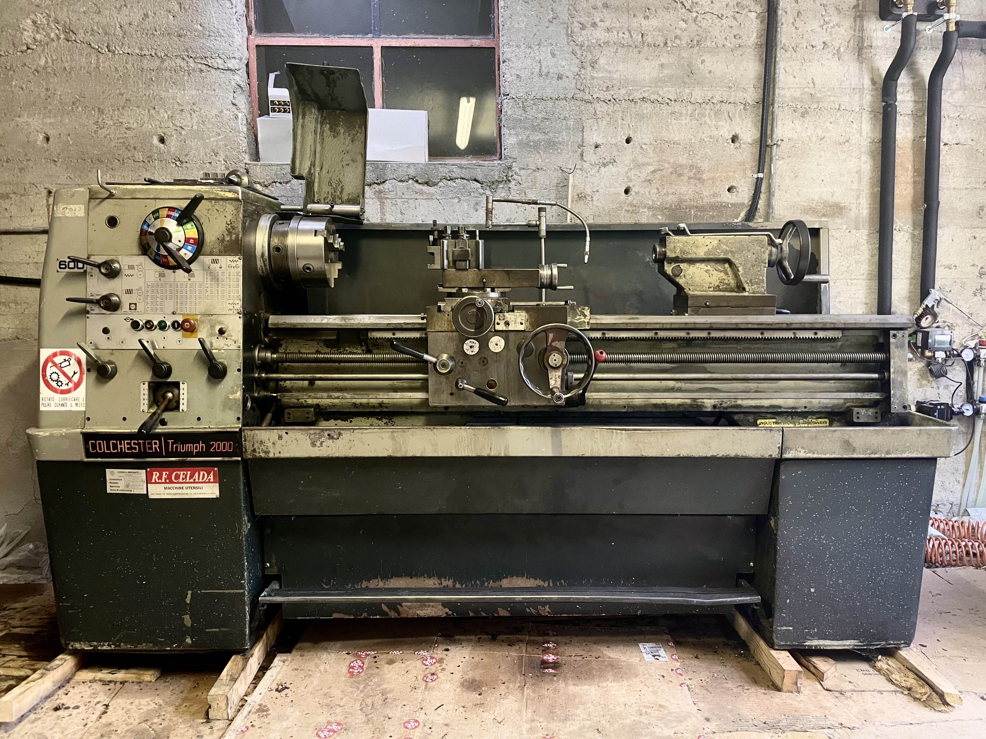 COLCHESTER Triumph 2000  1983