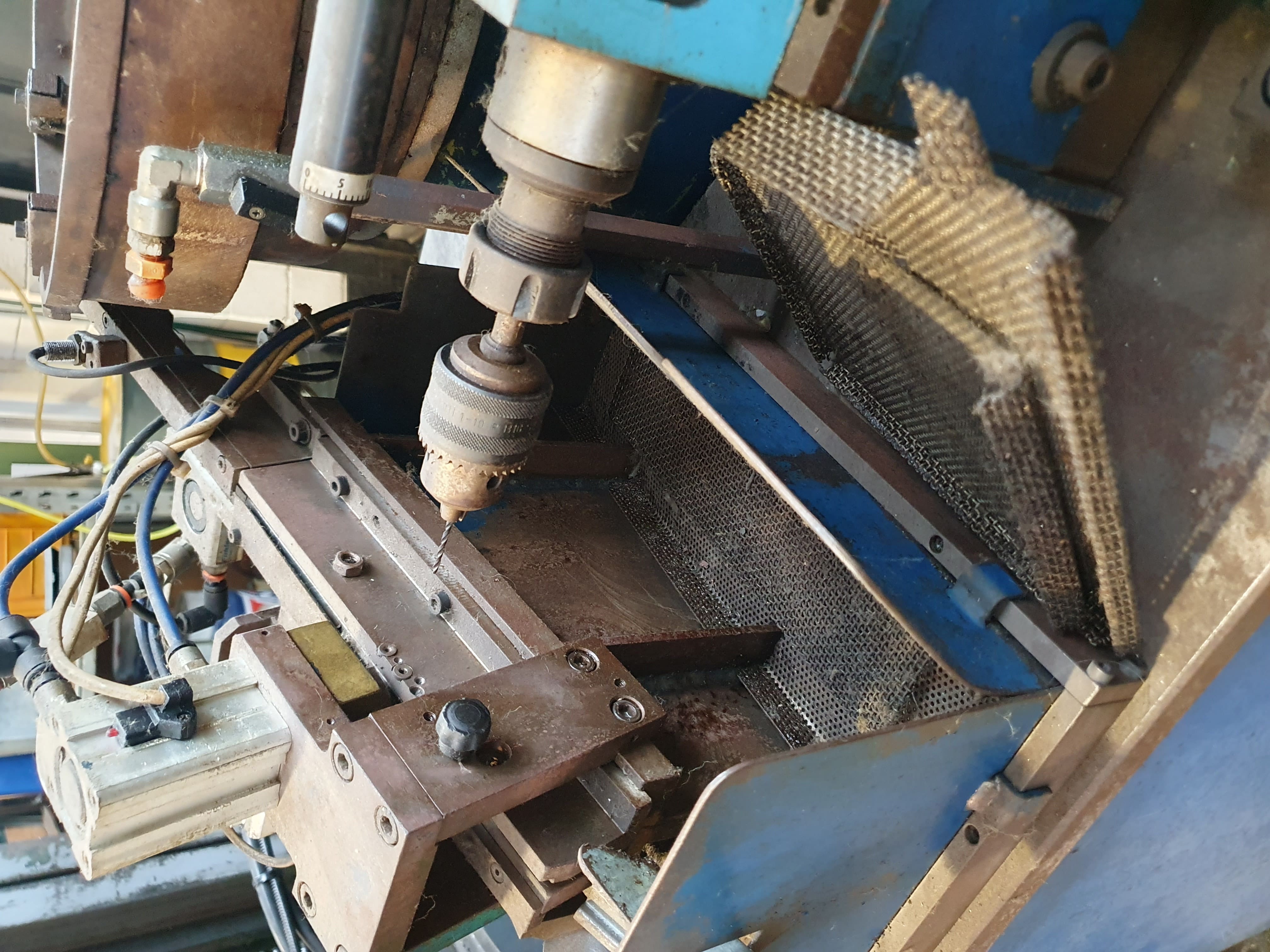 SUHNER  