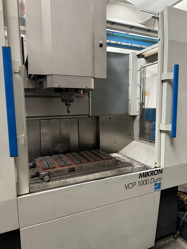 MIKRON VCP 1000 DURO  2007
